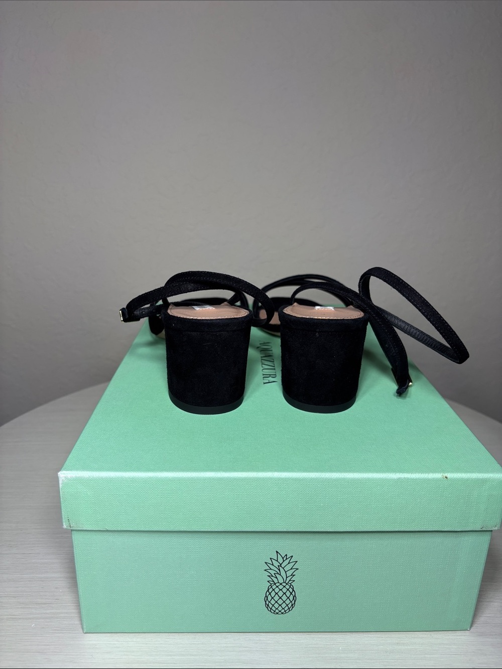 Aquazzura Latour 50 Black
Suede Strappy Block Heel Sandals
- Size 37.5 NIB - Picture 7 of 10